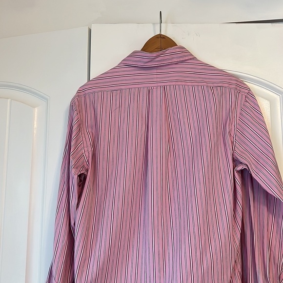 RALPH Lauren custom fit mens button up shirt. - Picture 5 of 7